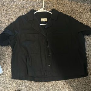 Universal thread short sleeve shirt